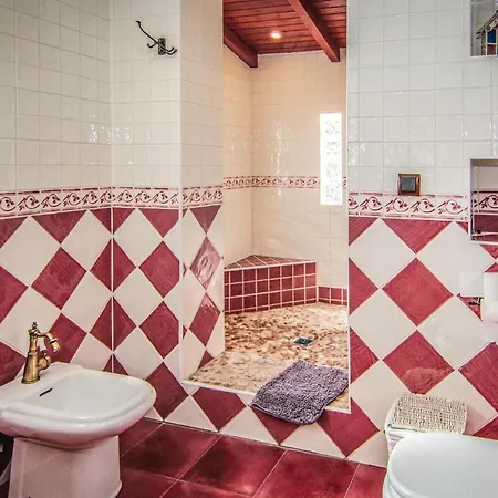 Four Bedroom Holiday In