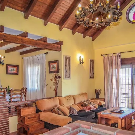 Four Bedroom Holiday In *