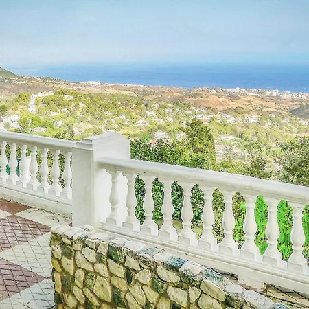 Four Bedroom Holiday In